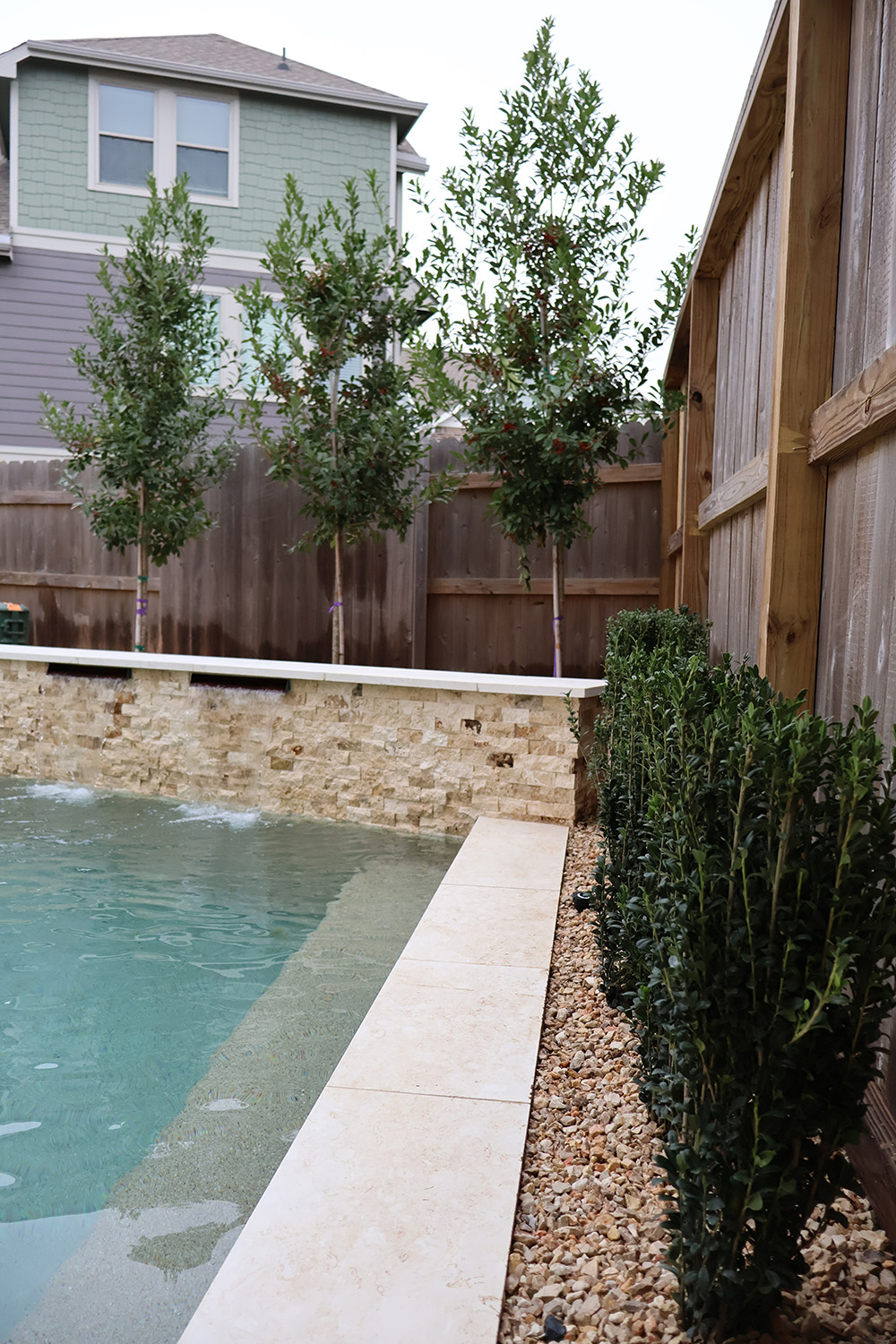 Bezuz-Lawn-and-Landscaping_Artificial-Turf-in-Katy-120