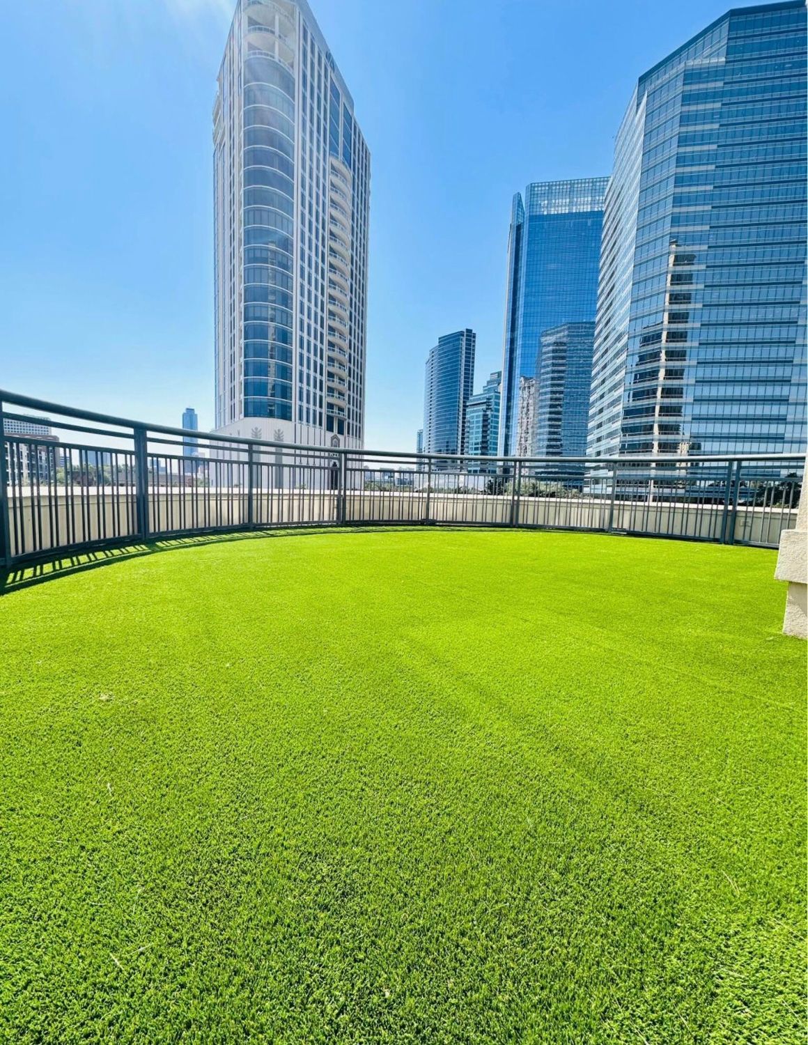 Bezuz-Lawn-and-Landscaping_Commercial-Landscaping-in-Katy-TX-05